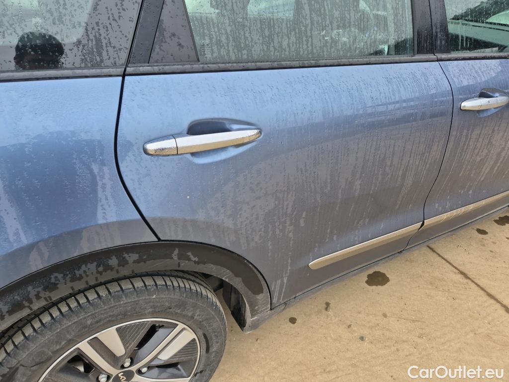  KIA  Niro KIA  / 2019 / 5P / crossover 1.6 GDi PHEV 104kW (141CV) Drive #20