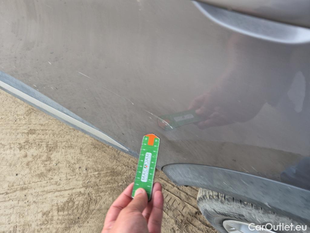  Renault  Captur RENAULT  / 2019 / 5P / todoterreno Intens TCe 90 #13