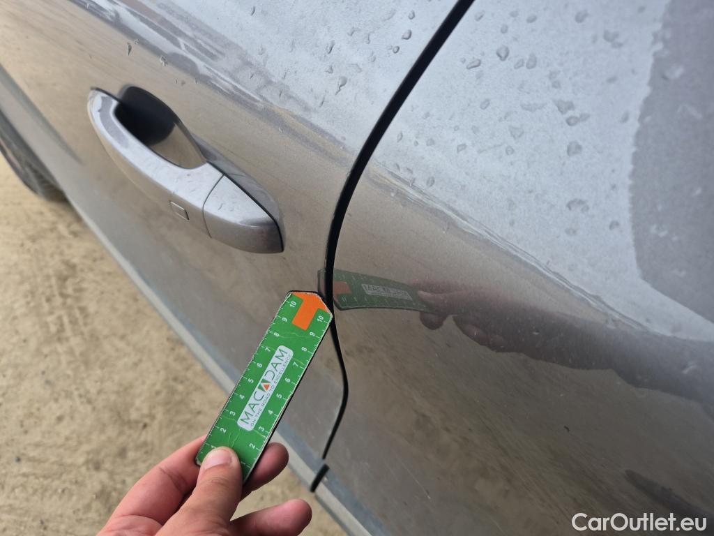  Renault  Captur RENAULT  / 2019 / 5P / todoterreno Intens TCe 90 #34