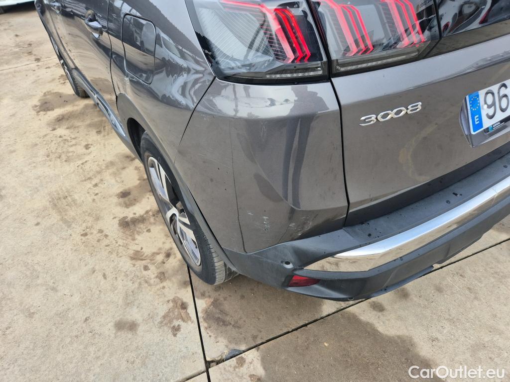  Peugeot  3008 PEUGEOT  Hybrid / 2020 / 5P / todoterreno 225 e-EAT8 Allure (AC2) #24