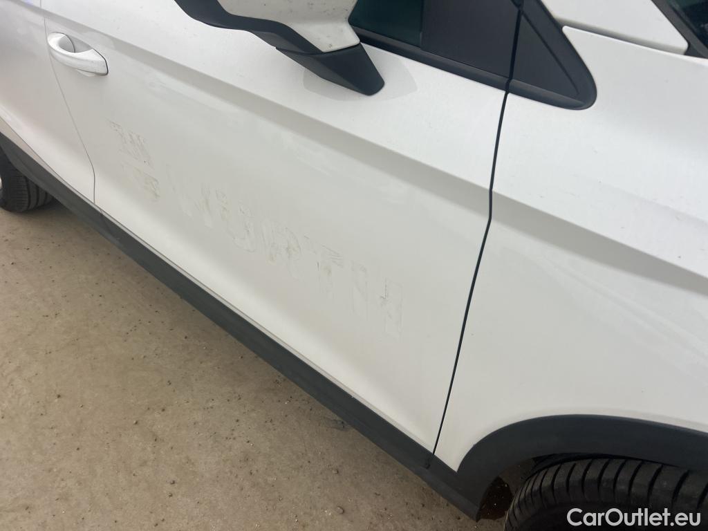 Seat  Arona SEAT  / 2021 / 5P / todoterreno 1.0 TSI 70kW (95CV) Reference XM #4