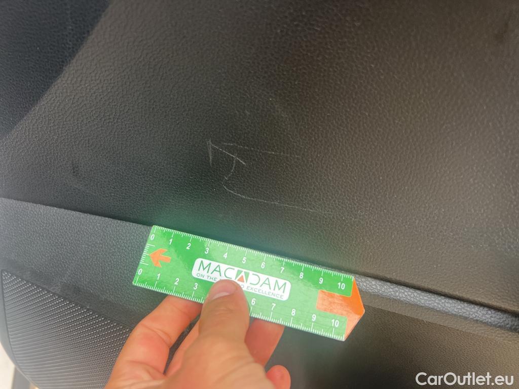  Seat  Arona SEAT  / 2021 / 5P / todoterreno 1.0 TSI 70kW (95CV) Reference XM #26