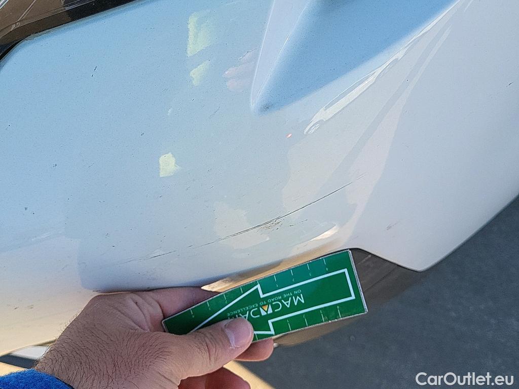  Peugeot  3008 PEUGEOT  / 2016 / 5P / todoterreno 1.5 BlueHDi 96kW (130CV) S&S Active EAT8 #8