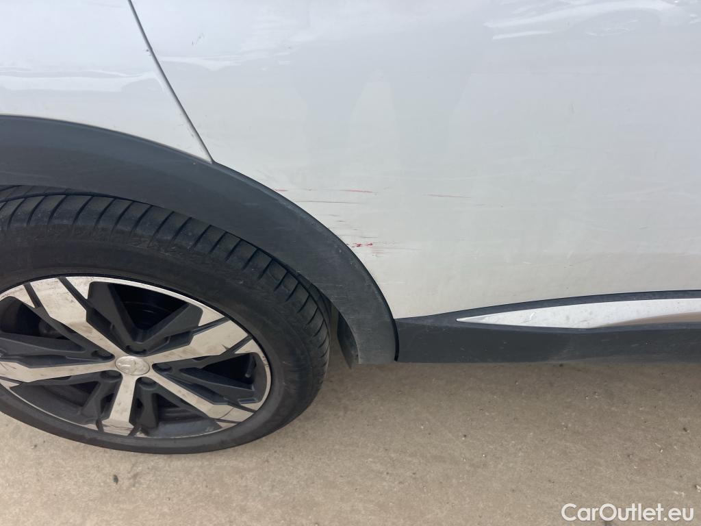  Peugeot  3008 PEUGEOT  / 2016 / 5P / todoterreno 1.5 BlueHDi 96kW (130CV) S&S Allure EAT8 #5