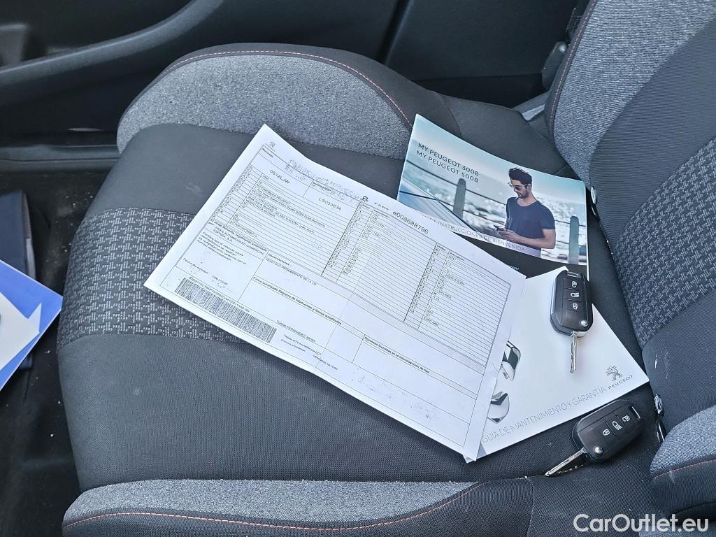  Peugeot  3008 PEUGEOT  / 2016 / 5P / todoterreno 1.5 BlueHDi 96kW (130CV) S&S Active (AC) #10