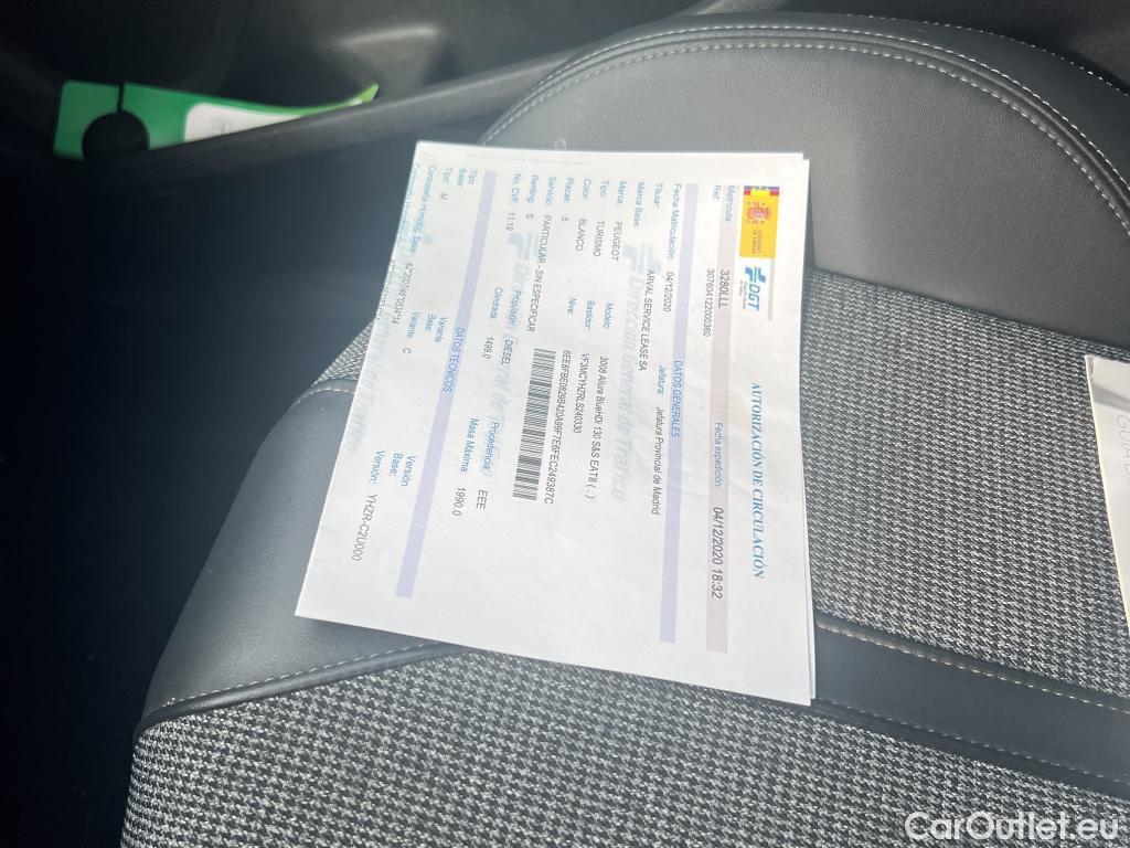  Peugeot  3008 PEUGEOT  / 2016 / 5P / todoterreno 1.5 BlueHDi 96kW (130CV) S&S Allure EAT8 #33