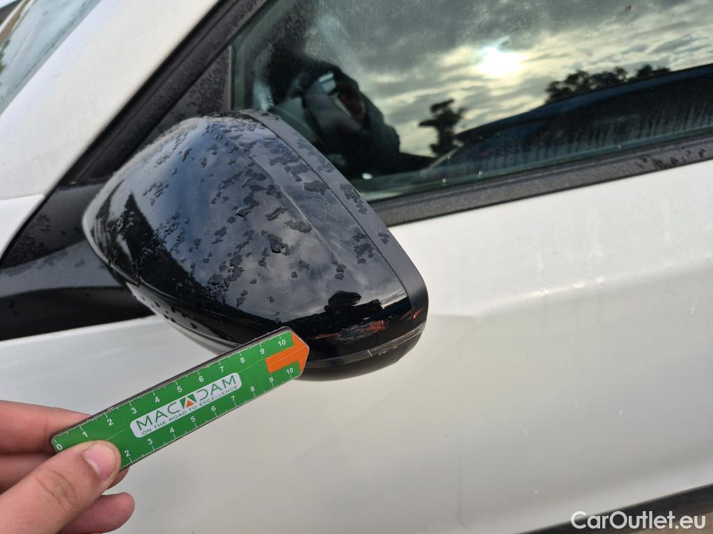  Peugeot  2008 PEUGEOT  / 2019 / 5P / todoterreno Active Pack BlueHDI 81kW (110CV) #15