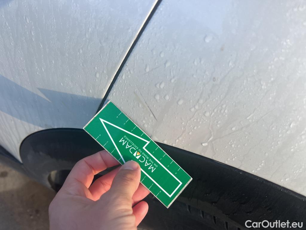  Peugeot  3008 PEUGEOT  / 2020 / 5P / todoterreno 1.2 PureTech 96KW S&S Active Pack EAT8 #10