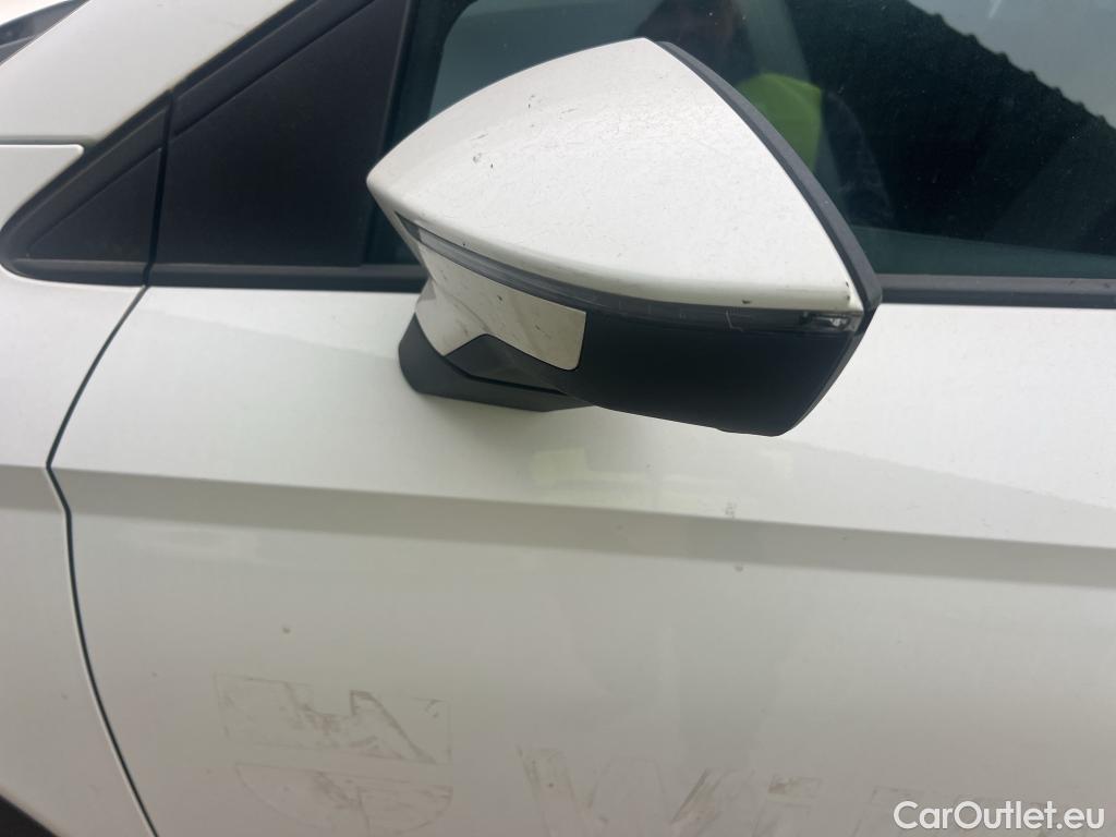  Seat  Arona SEAT  / 2021 / 5P / todoterreno 1.0 TSI 70kW (95CV) Reference XM #41