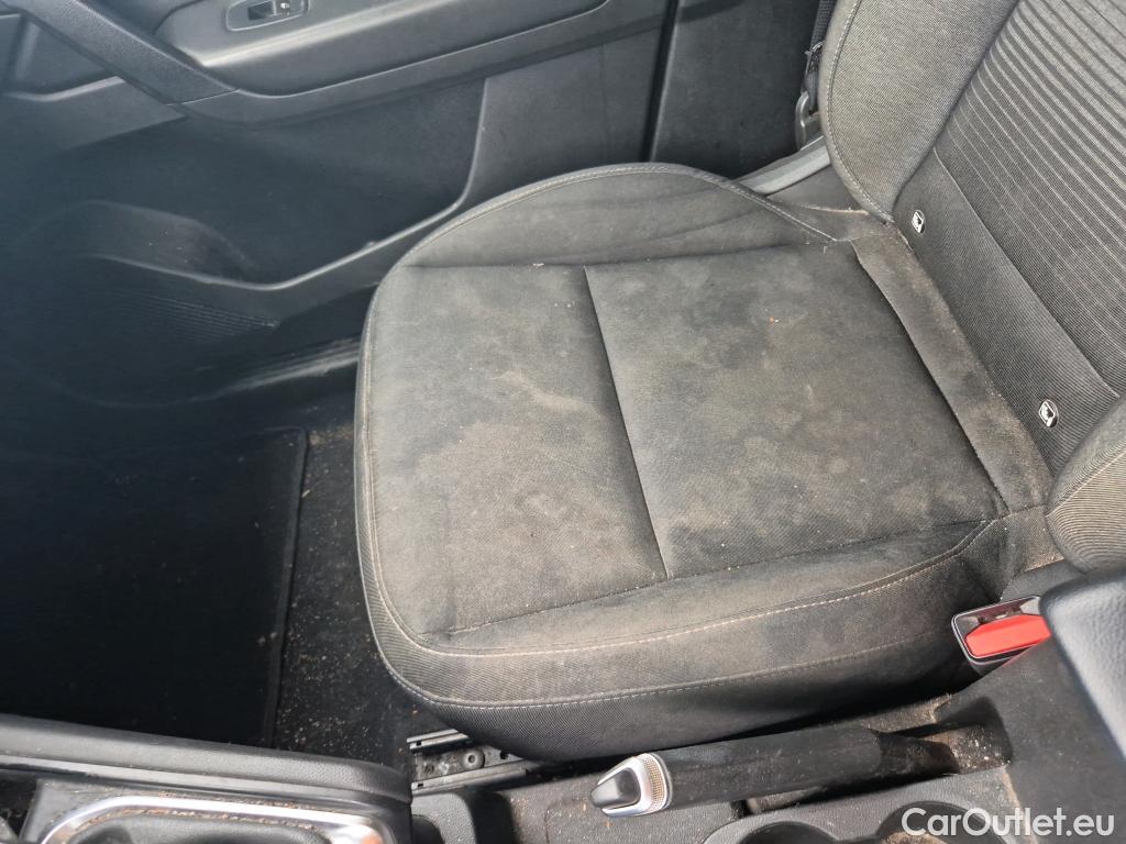  Renault  Captur RENAULT  / 2019 / 5P / todoterreno Intens TCe 90 #31