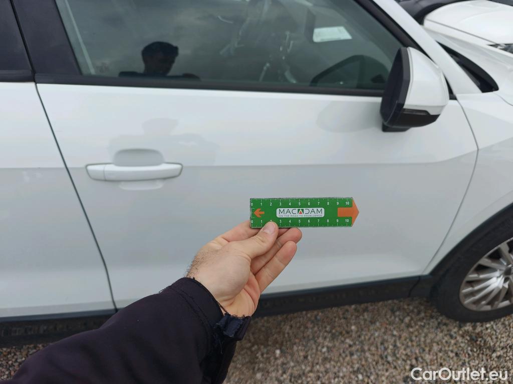  Audi  Q2 AUDI  / 2016 / 5P / todoterreno Design 30 TFSI 85kW (116CV) #22