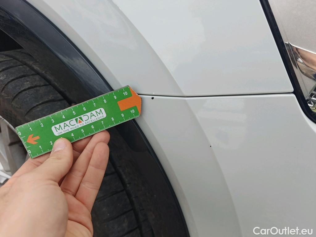  Audi  Q2 AUDI  / 2016 / 5P / todoterreno Design 30 TFSI 85kW (116CV) #7