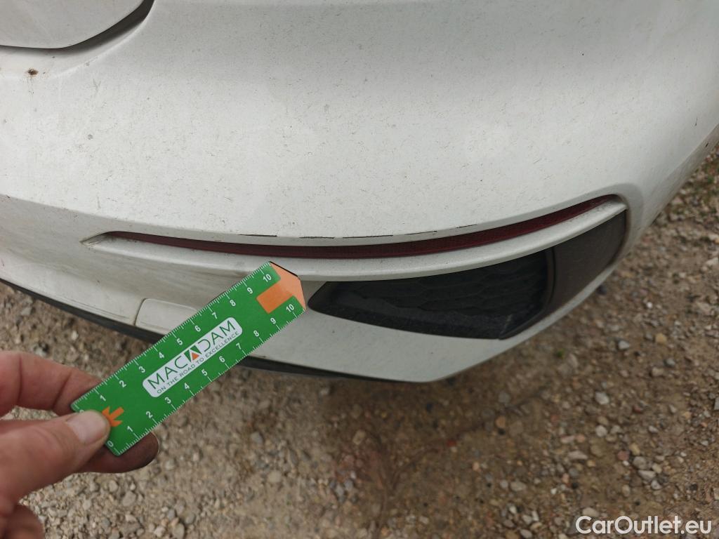  Audi  A3 AUDI  / 2020 / 5P / berlina con portón Sportback Genuine Ed 35 TDI 110kW S tron #30