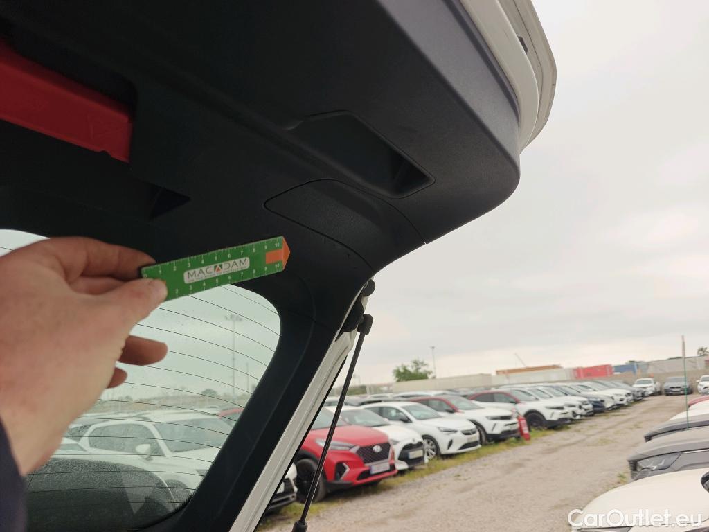  Audi  A3 AUDI  / 2020 / 5P / berlina con portón Sportback Genuine Ed 35 TDI 110kW S tron #23