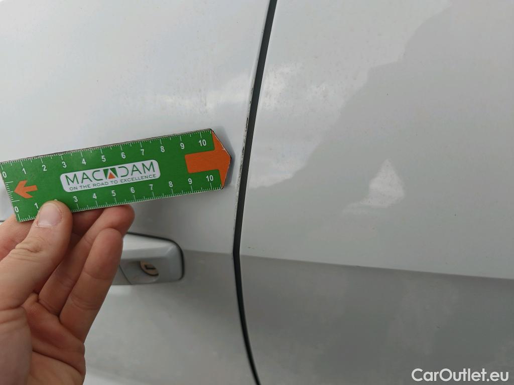  Audi  Q2 AUDI  / 2016 / 5P / todoterreno Design 30 TFSI 85kW (116CV) #2