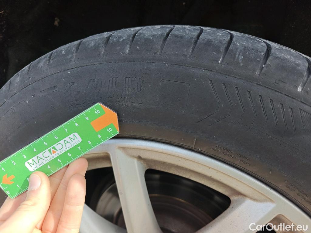  Bmw  X1 BMW  / 2019 / 5P / todoterreno sDrive16d Business #13