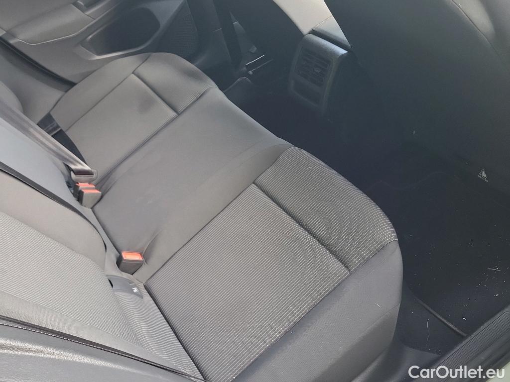  Volkswagen  Golf  VIII Berlina 2.0 TDI 115CV MT6 E6d #14