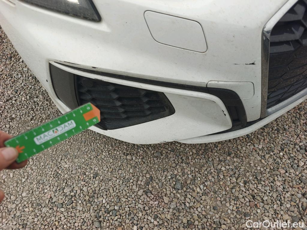  Audi  A3 AUDI  / 2020 / 5P / berlina con portón Sportback Genuine Ed 35 TDI 110kW S tron #10