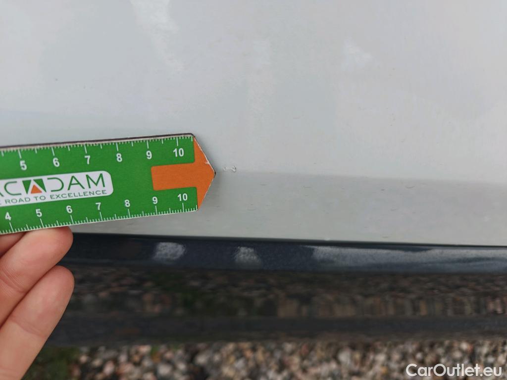  Audi  Q2 AUDI  / 2016 / 5P / todoterreno Design 30 TFSI 85kW (116CV) #11