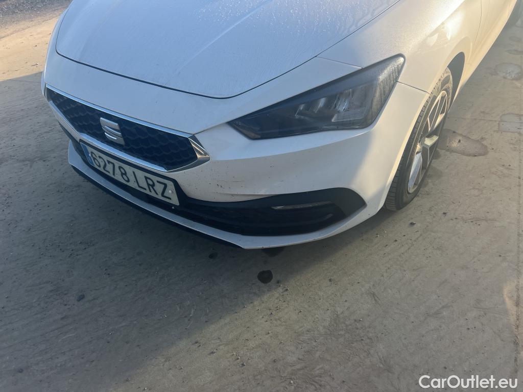  Land Rover  Discovery SEAT Nuevo León / 2020 / 5P / berlina con portón 2.0 TDI 85kW S&S Style Go (AC3) #24