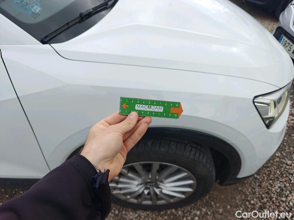  Audi  Q2 AUDI  / 2016 / 5P / todoterreno Design 30 TFSI 85kW (116CV) #12