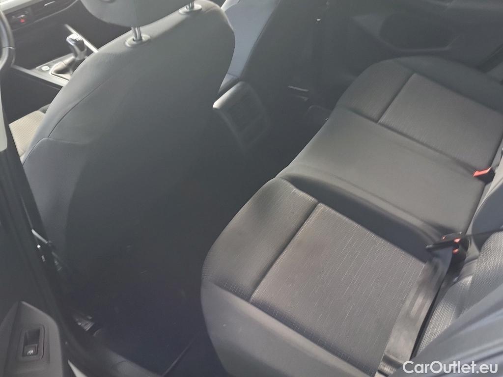  Volkswagen  Golf  VIII Berlina 2.0 TDI 115CV MT6 E6d #16