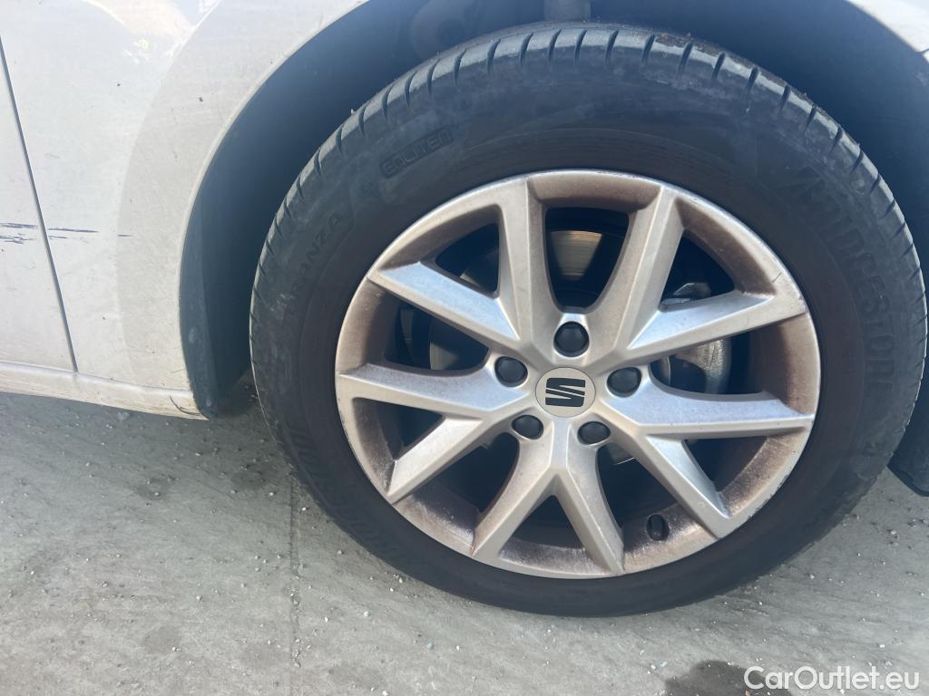  Land Rover  Discovery SEAT Nuevo León / 2020 / 5P / berlina con portón 2.0 TDI 85kW S&S Style Go (AC3) #14