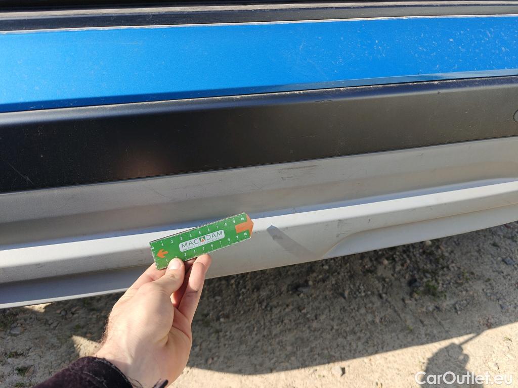  Hyundai  Konna HYUNDAI Kona / 2017 / 5P / todoterreno KONA TGDI 1.0 120CV 4X2 TECNO RED #41