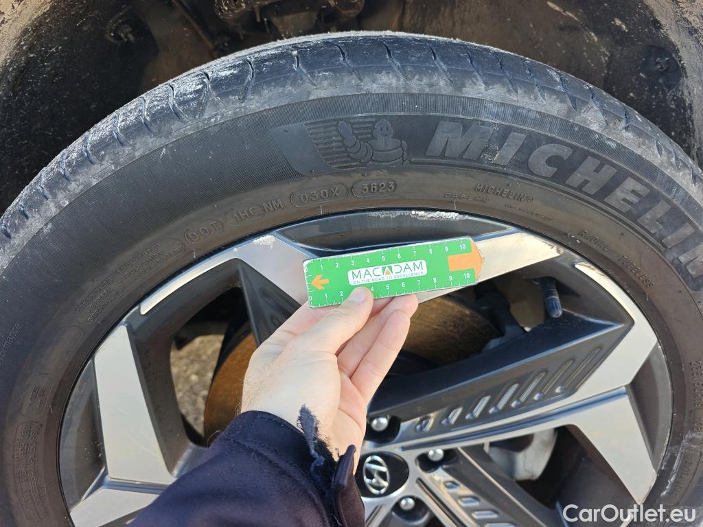  Hyundai  Tucson HYUNDAI  / 2020 / 5P / todoterreno 1.6 TGDI PHEV 195kW Tecno Sky Auto 4x4 #12