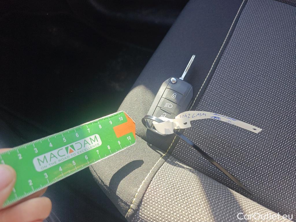  Citroen  C3 CITROEN  / 2020 / 5P / berlina con portón BlueHDi 75KW (100CV) S&S Live Pack #1