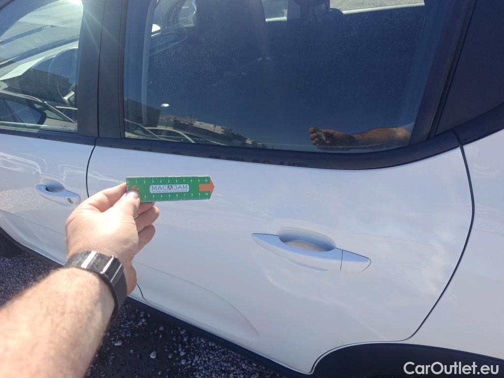  Citroen  C3 CITROEN  / 2020 / 5P / berlina con portón BlueHDi 75KW (100CV) S&S Live Pack #32