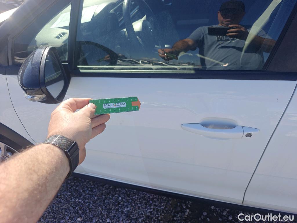  Citroen  C3 CITROEN  / 2020 / 5P / berlina con portón BlueHDi 75KW (100CV) S&S Live Pack #8