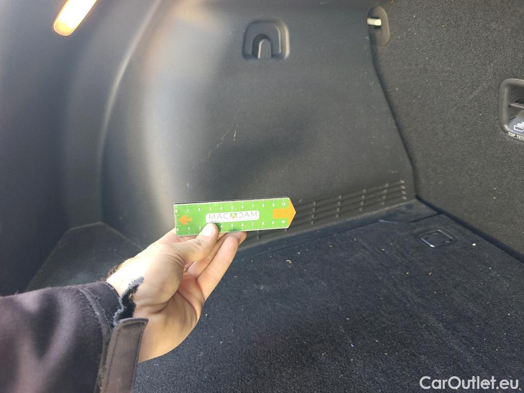  Hyundai  Konna HYUNDAI Kona / 2020 / 5P / todoterreno 1.6 GDI HEV Maxx DCT #18