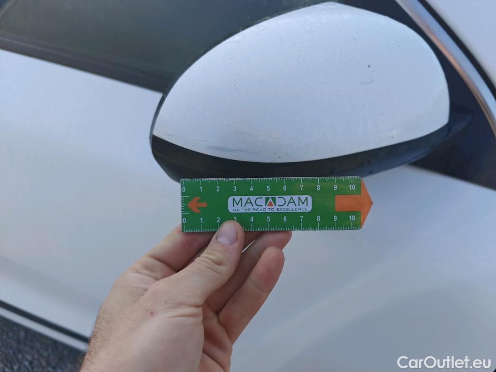  KIA  Niro KIA  / 2019 / 5P / crossover 1.6 GDi HEV 104kW (141CV) Concept #42