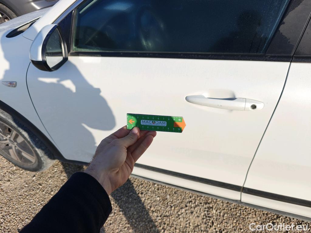  KIA  Niro KIA  / 2019 / 5P / crossover 1.6 GDi HEV 104kW (141CV) Concept #59