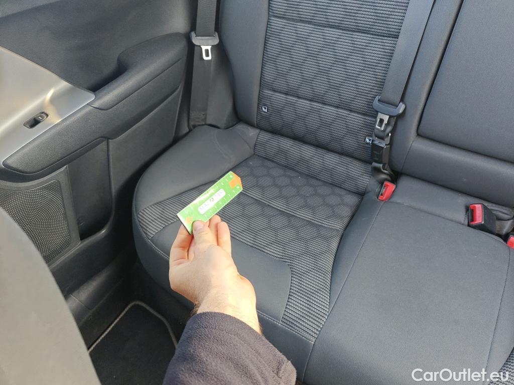  KIA  Niro KIA  / 2019 / 5P / crossover 1.6 GDi HEV 104kW (141CV) Concept #17