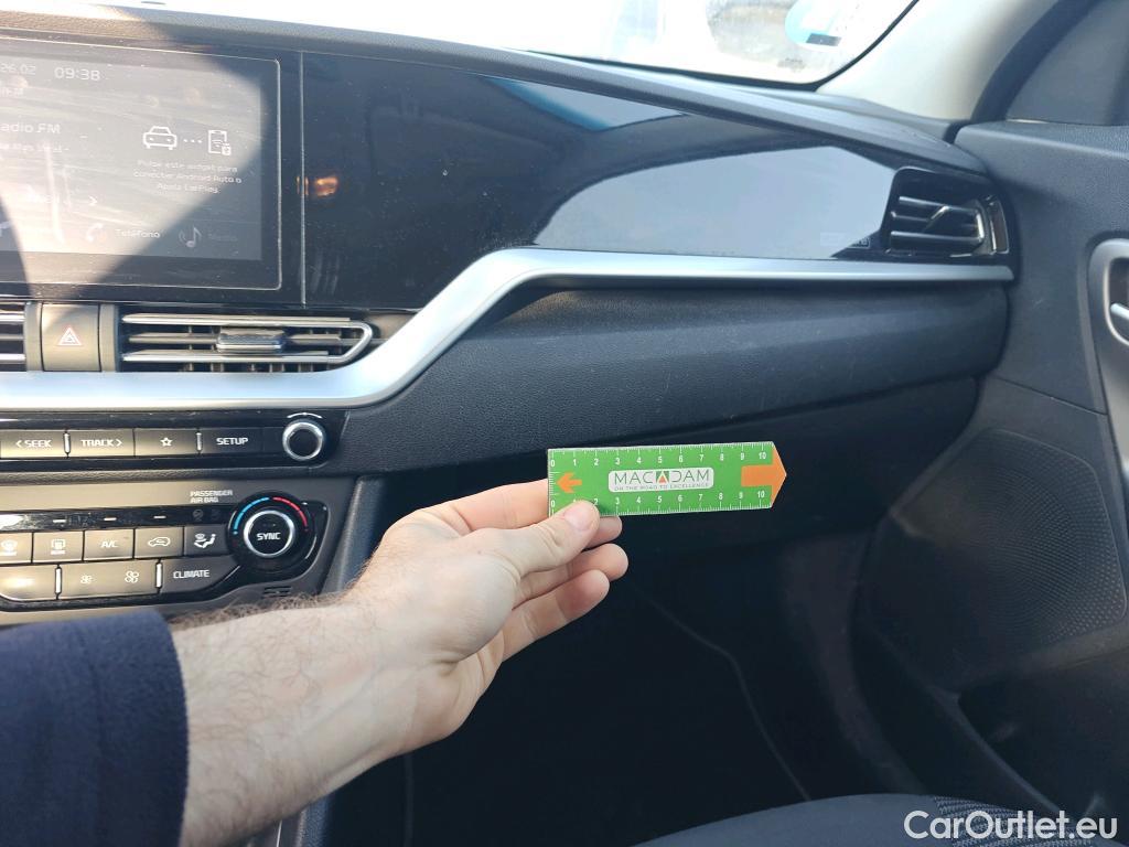  KIA  Niro KIA  / 2019 / 5P / crossover 1.6 GDi HEV 104kW (141CV) Concept #10