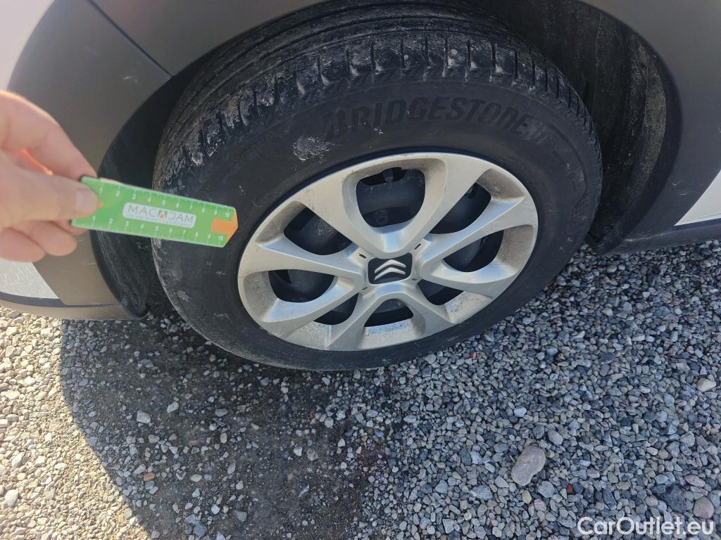  Citroen  C3 CITROEN  / 2020 / 5P / berlina con portón BlueHDi 75KW (100CV) S&S Live Pack #25