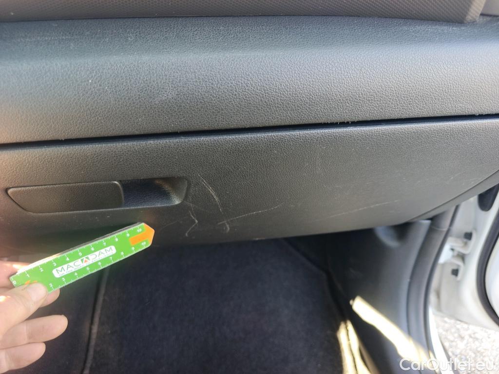  Hyundai  Konna HYUNDAI Kona / 2020 / 5P / todoterreno 1.0 TGDI Maxx 4X2 #7