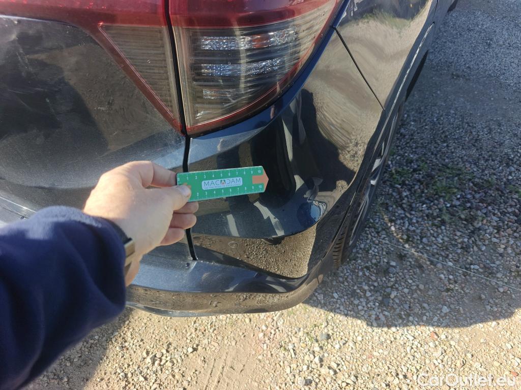  Honda  HR-V HONDA  / 2015 / 5P / todoterreno 1.5 i-VTEC Executive #30