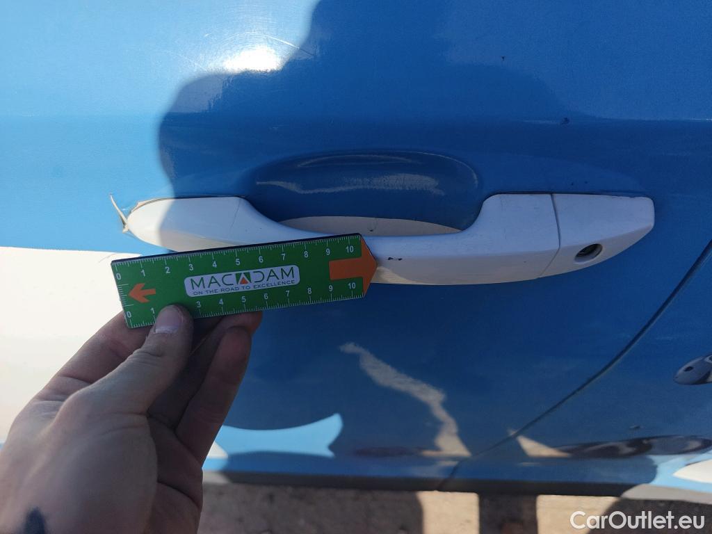  Hyundai  Konna HYUNDAI Kona / 2020 / 5P / todoterreno 1.6 GDI HEV Maxx DCT #39