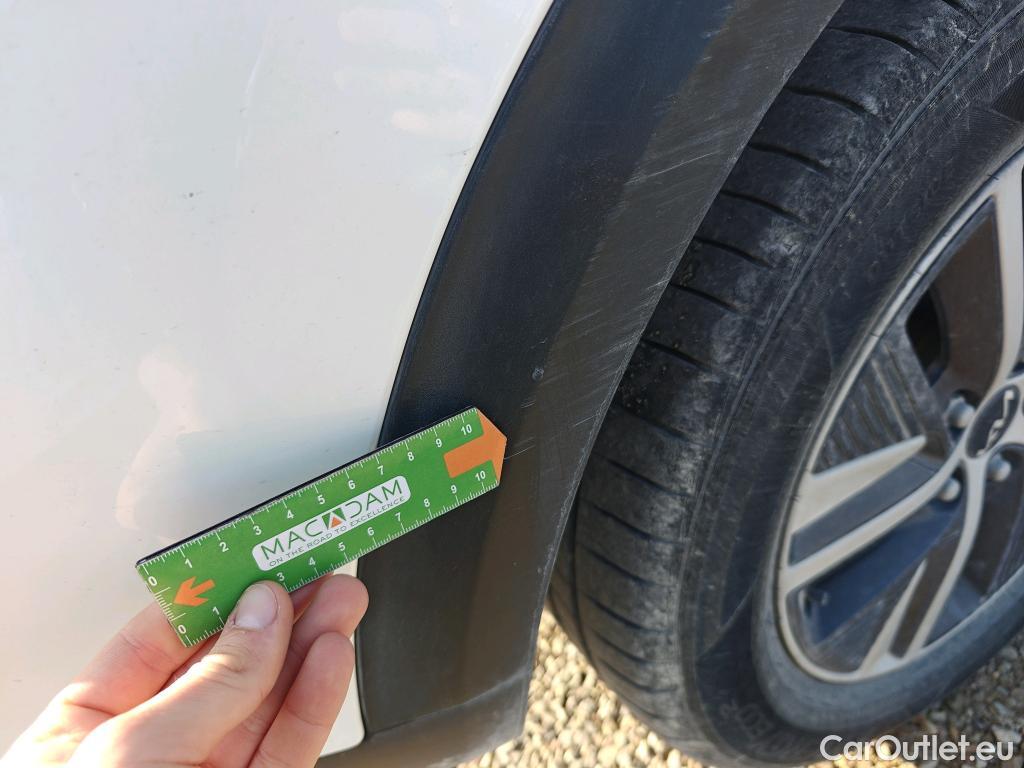  KIA  Niro KIA  / 2019 / 5P / crossover 1.6 GDi HEV 104kW (141CV) Concept #41