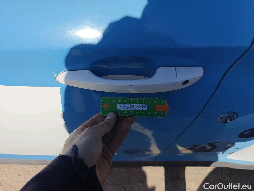  Hyundai  Konna HYUNDAI Kona / 2020 / 5P / todoterreno 1.6 GDI HEV Maxx DCT #38