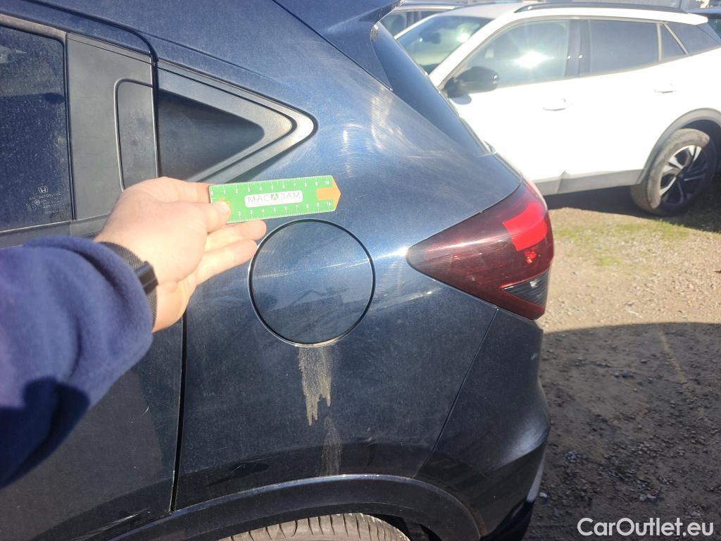  Honda  HR-V HONDA  / 2015 / 5P / todoterreno 1.5 i-VTEC Executive #13