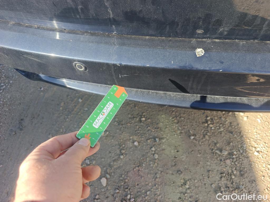  Honda  HR-V HONDA  / 2015 / 5P / todoterreno 1.5 i-VTEC Executive #28