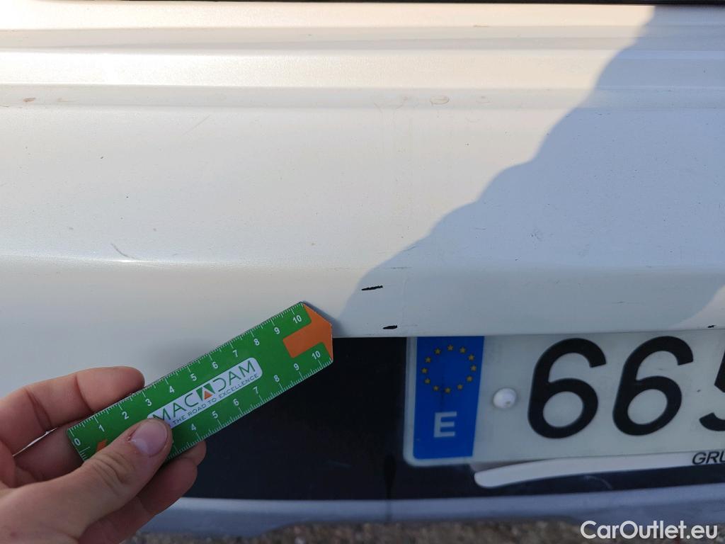  KIA  Niro KIA  / 2019 / 5P / crossover 1.6 GDi HEV 104kW (141CV) Concept #6