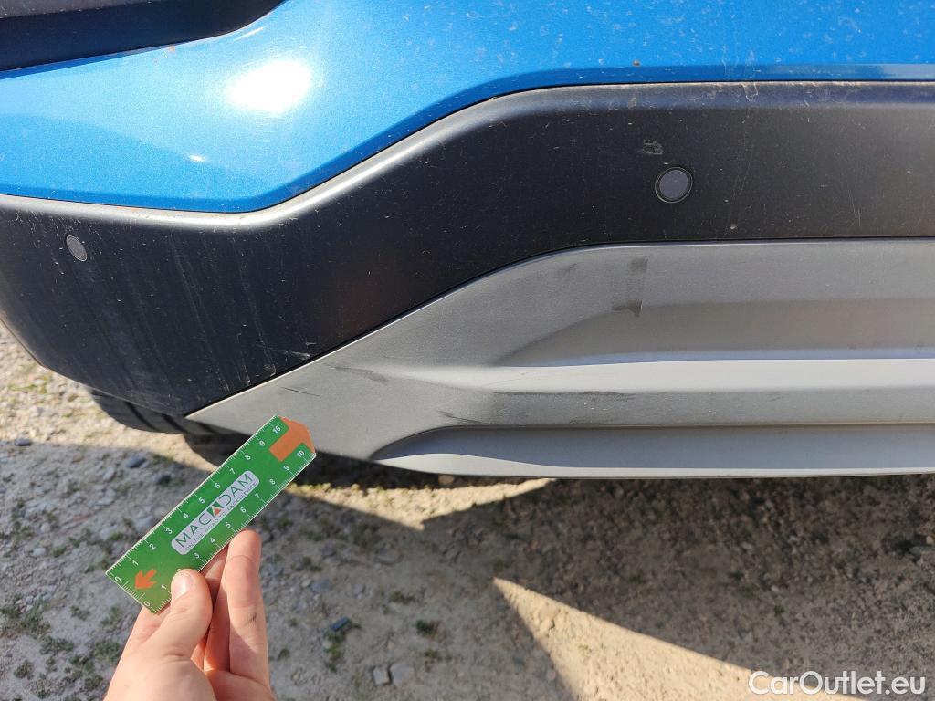  Hyundai  Konna HYUNDAI Kona / 2017 / 5P / todoterreno KONA TGDI 1.0 120CV 4X2 TECNO RED #42