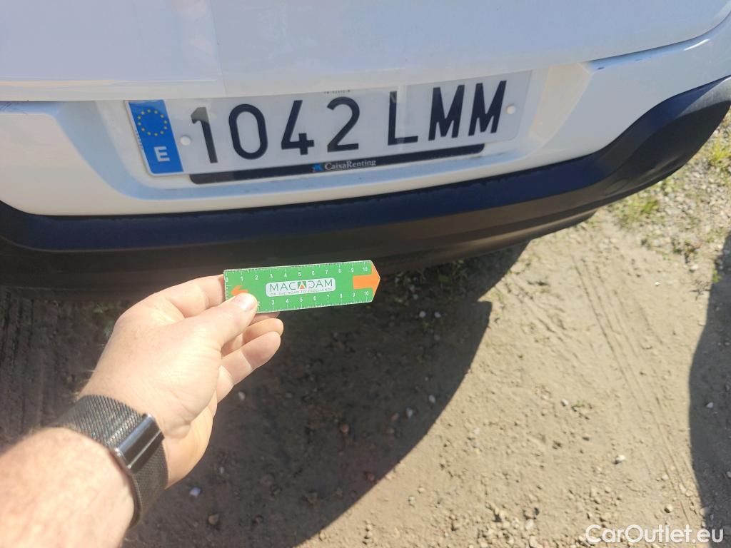  Citroen  C3 CITROEN  / 2020 / 5P / berlina con portón BlueHDi 75KW (100CV) S&S Live Pack #12