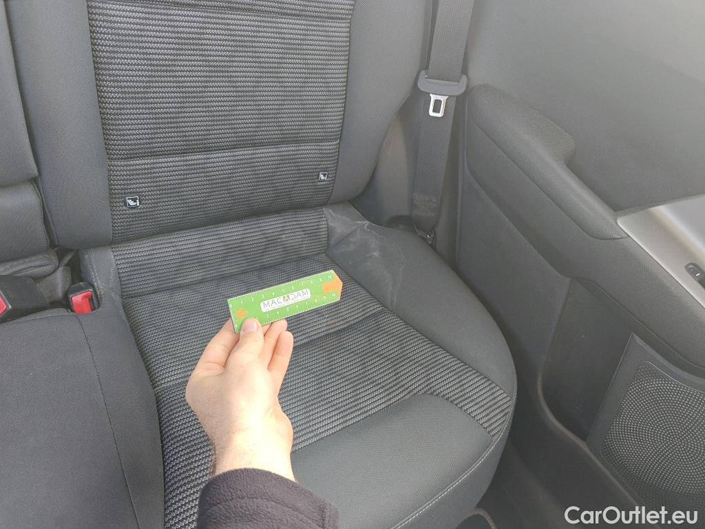  KIA  Niro KIA  / 2019 / 5P / crossover 1.6 GDi HEV 104kW (141CV) Concept #16