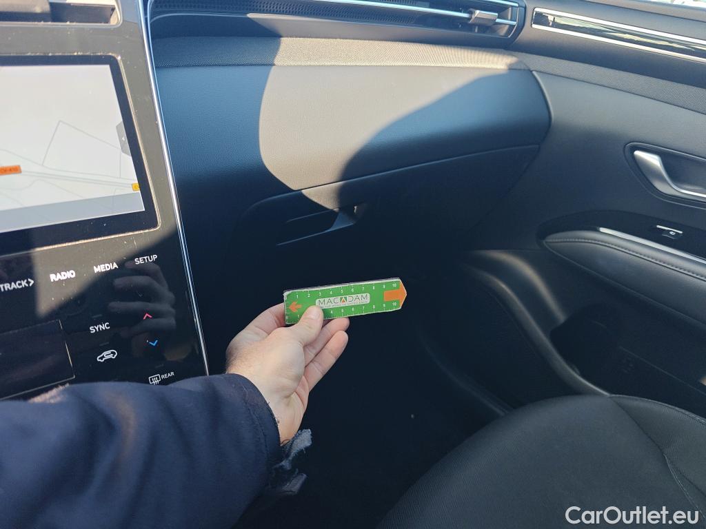  Hyundai  Tucson HYUNDAI  / 2020 / 5P / todoterreno 1.6 TGDI PHEV 195kW Tecno Sky Auto 4x4 #59